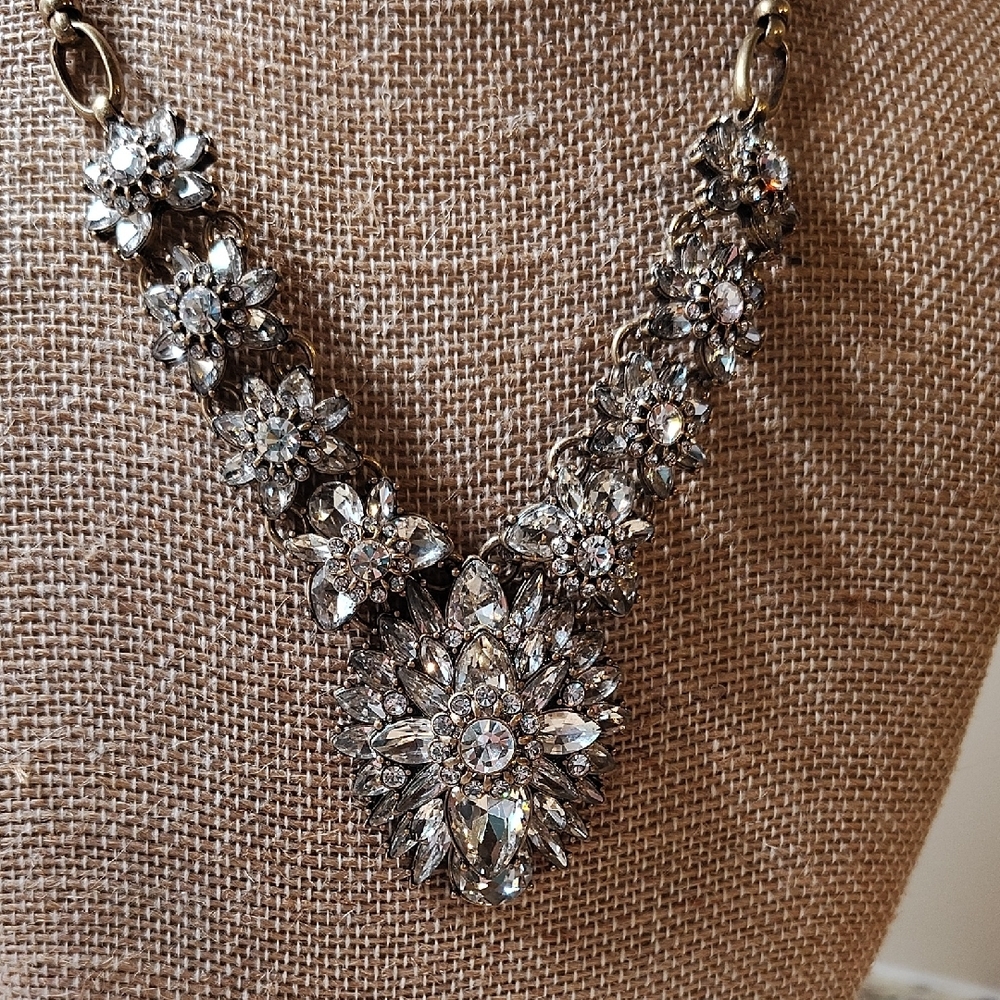 Chloe + Isabel Mirabelle Statement Necklace - Picture 2 of 4